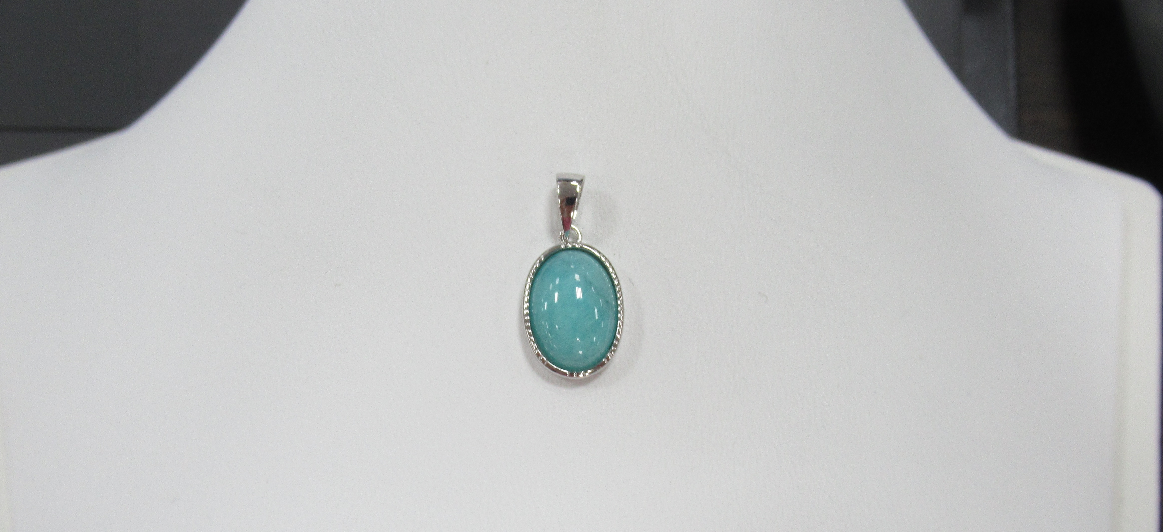 Серебряная подвеска с амазонитом